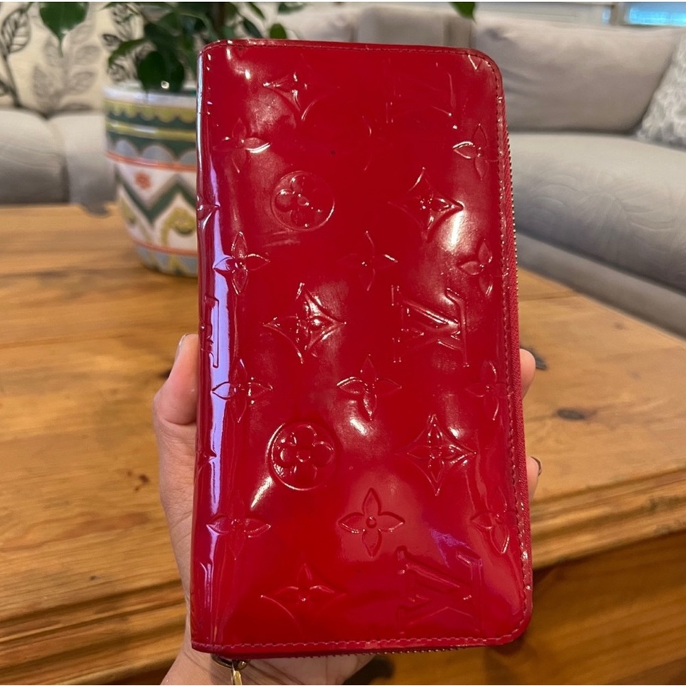 Louis Vuitton Red long wallet - Picture 12 of 12